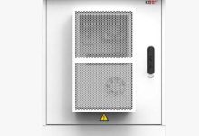 18U Telecom Control Cabinet Outdoor Electrical Cabinet with 500W Air Conditioner and Battery Rack