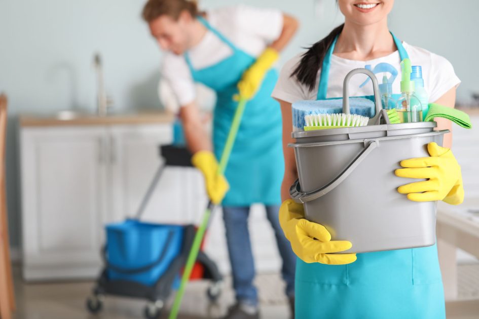 commercial cleaning supplies